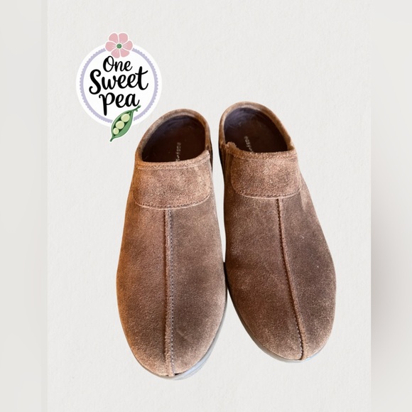 Easy Spirit Brown Loafers Slip-Ons - Picture 2 of 5